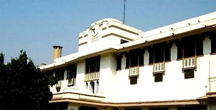 Lady Hardinge Medical College - [LHMC] campus