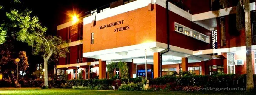 FMS Delhi Faculty of Management Studies campus
