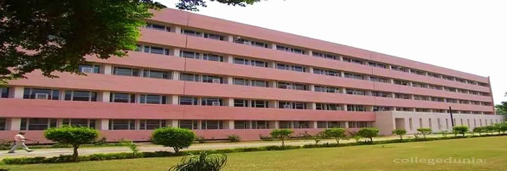 Pandit Bhagwat Dayal Sharma University of Health Sciences campus