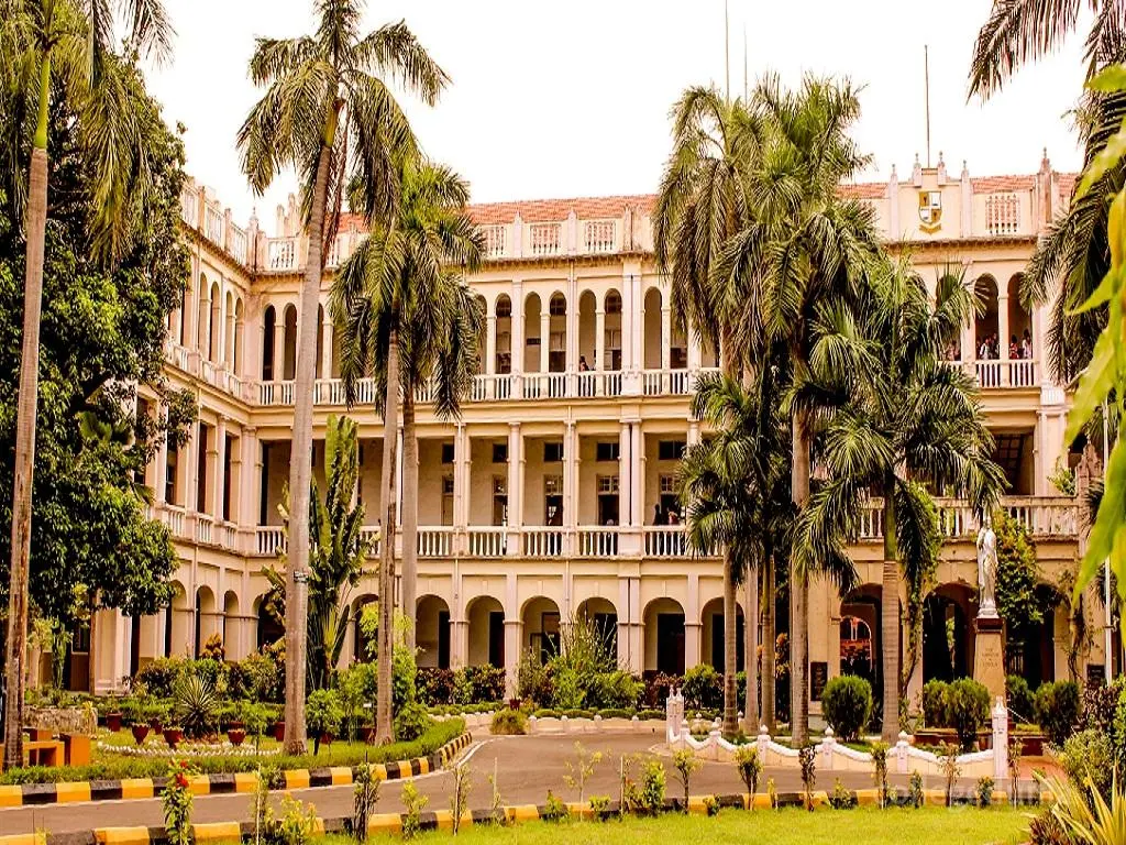 Loyola College campus