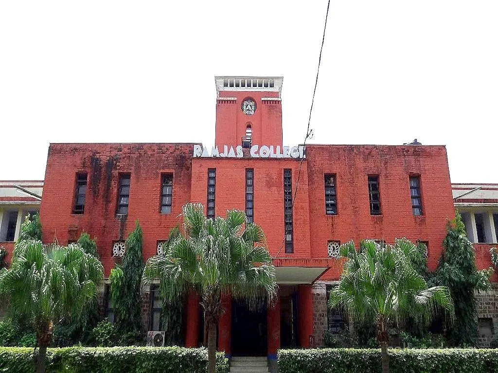 Ramjas College campus